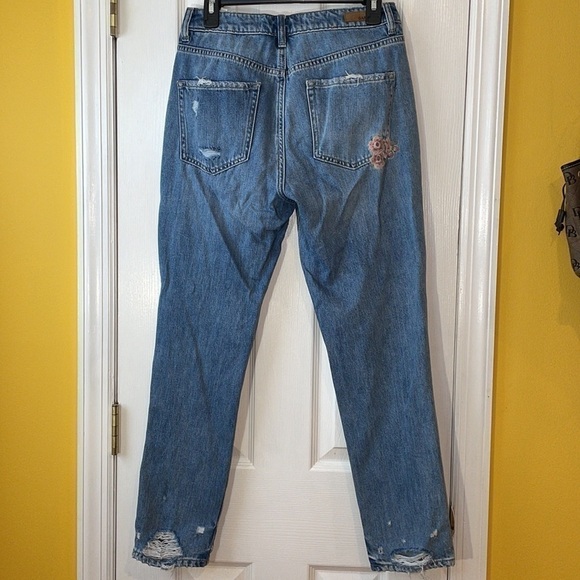 Garage Mom Jeans Floral Embroidered Distressed High Rise 7 - Picture 7 of 16